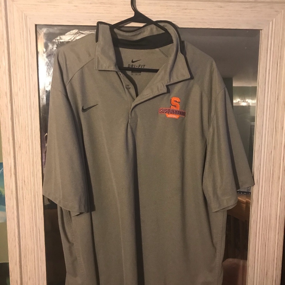 Nike dry fit quarter button up 2X shirt